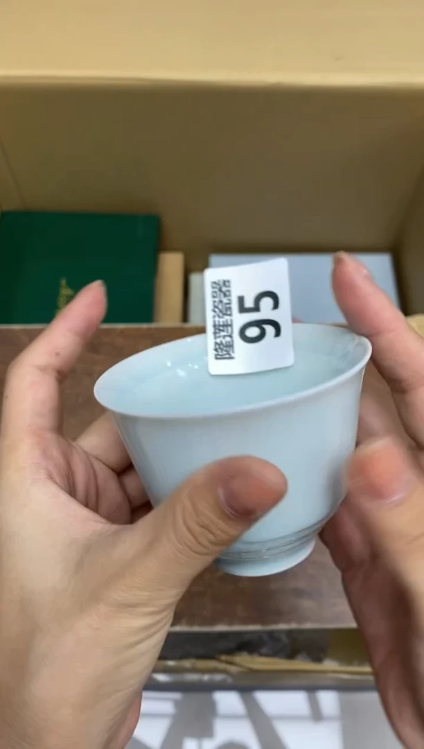 瓷片隆莲瓷器欢迎大家