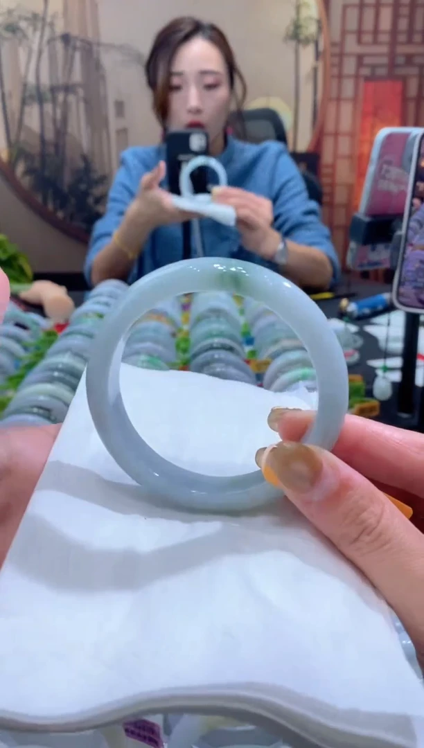 未镶嵌手镯翡翠000083067