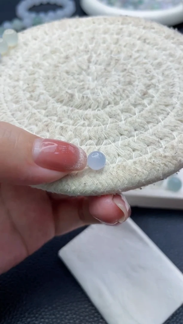 【闪购商品】定制翡翠未镶嵌珠子