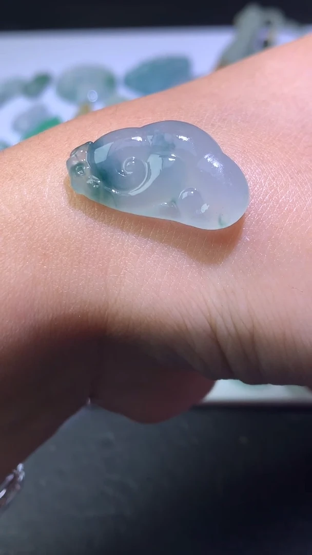 未镶嵌定制翡翠毛货