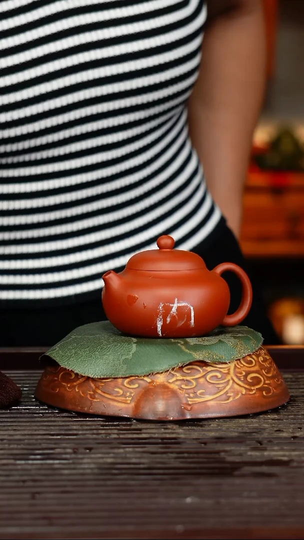 宜兴原矿紫砂壶茶壶宜兴原矿紫砂壶茶壶110C