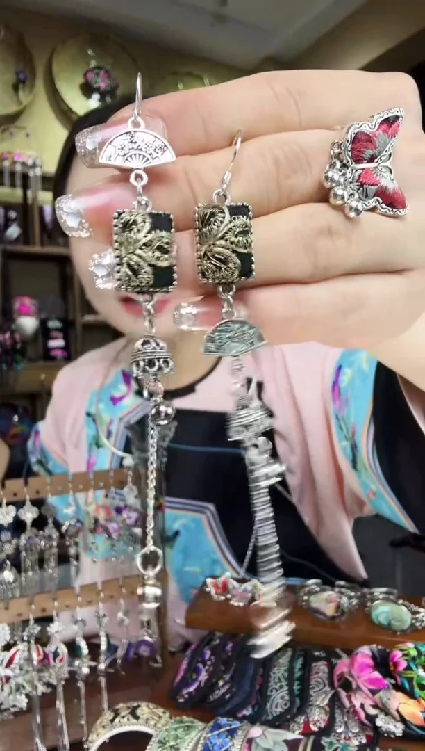 刺绣非遗刺绣民族风饰品
