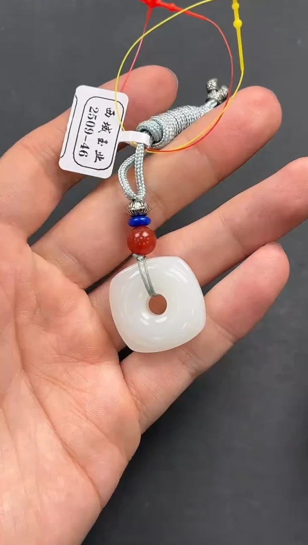 未镶嵌手串和田玉且末天泰白玉方扣微色差