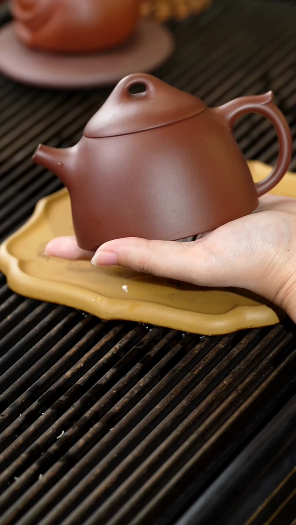 茶壶紫砂220cc秦权