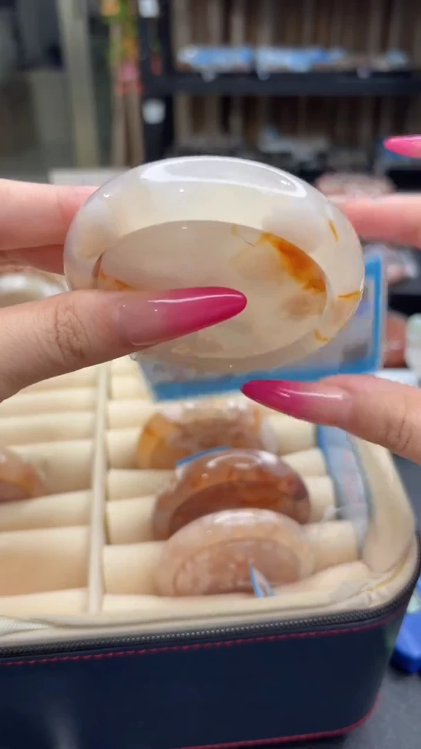 未镶嵌手镯石英质玉491(58圈赠送镯心)