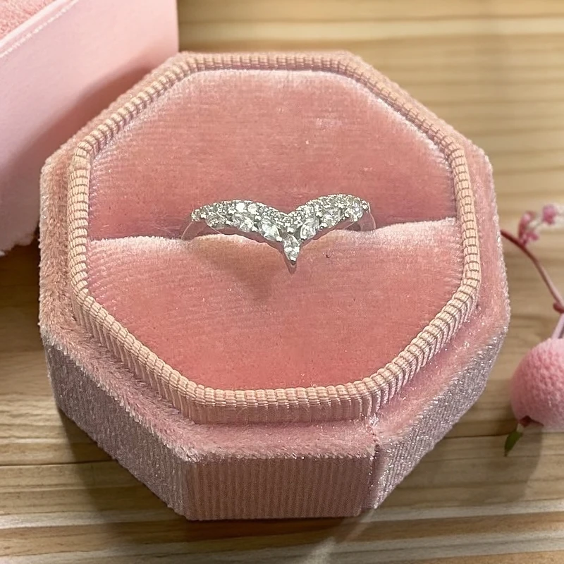 925银莫桑石戒指 公主V皇冠排戒.xx071