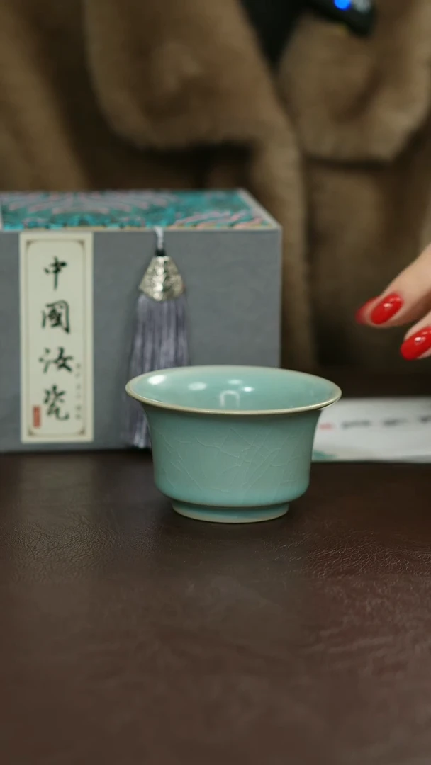 摆件瓷原矿原釉汝宋汝瓷 马蹄带底款