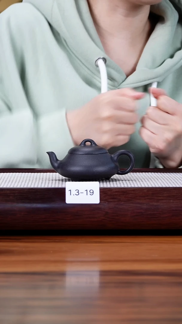 茶壶紫砂1.3-19  老紫泥 焐灰 汉棠石瓢微瑕100