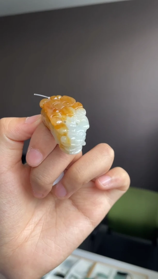 吊坠(不含链)未镶嵌翡翠天然缅甸A货翡翠