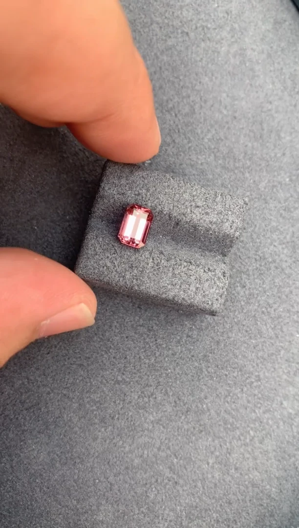 【闪购商品】碧玺裸石未镶嵌1.4ct粉碧玺