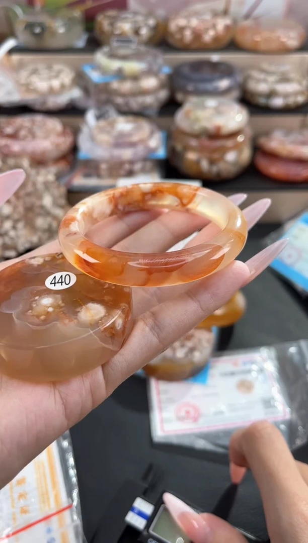 未镶嵌手镯石英质玉亿**姐53