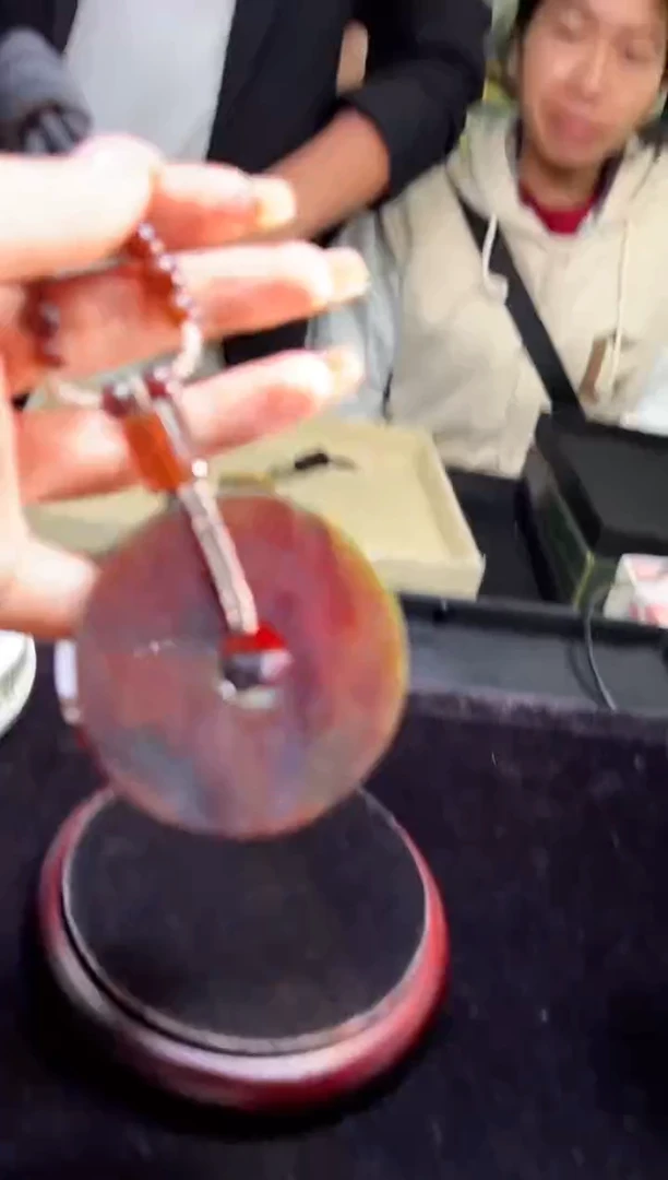 琥珀颈饰未镶嵌木*子吊坠