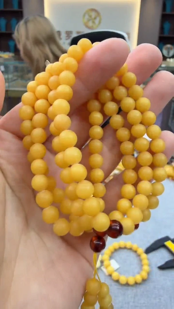 琥珀颈饰未镶嵌132号秒拍 假一罚三