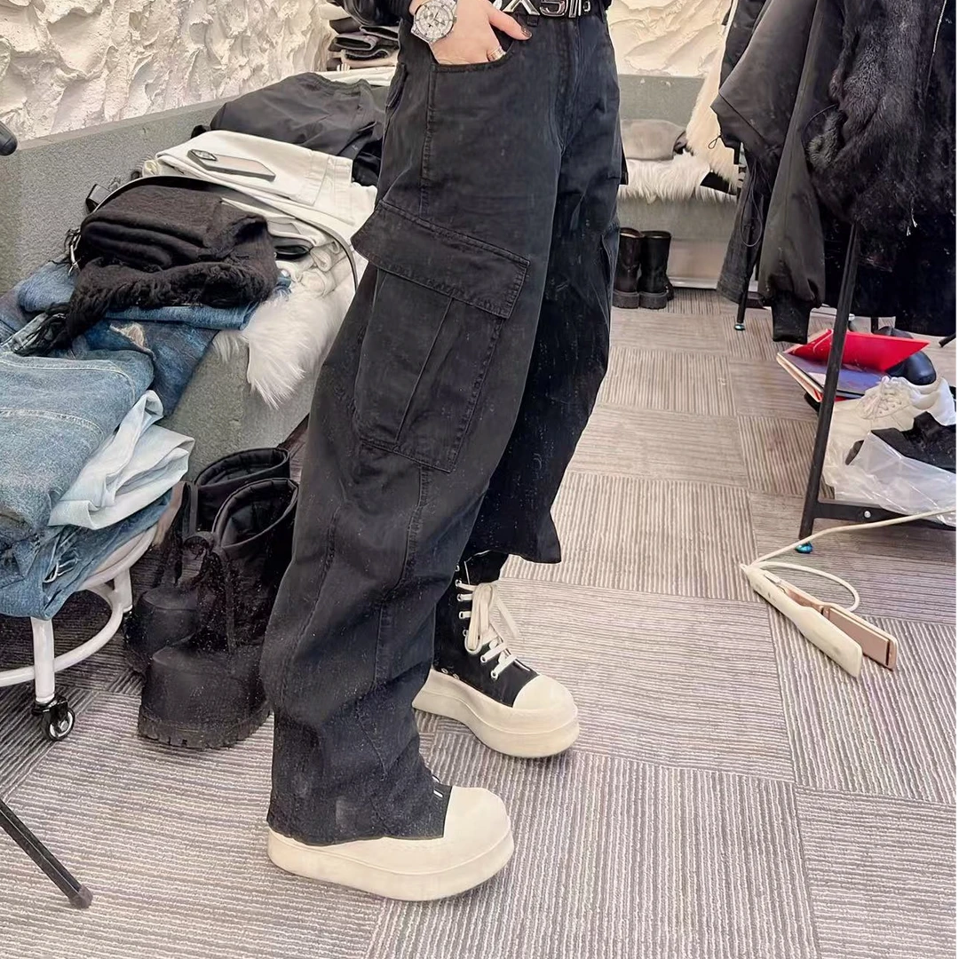 黑灰色双兜工装裤