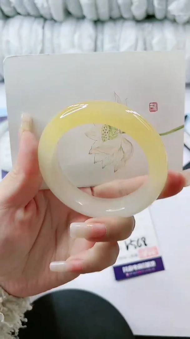 【闪购商品】石英质玉手镯未镶嵌多样性发货V568