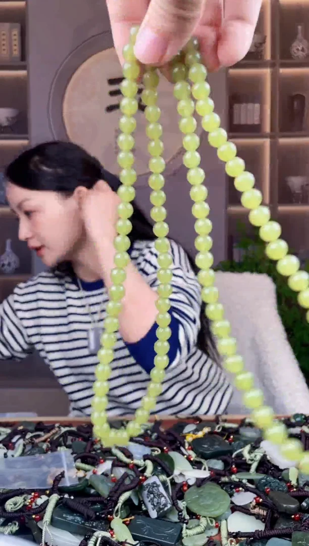 颈饰未镶嵌和田玉拍一发一，多样性发货