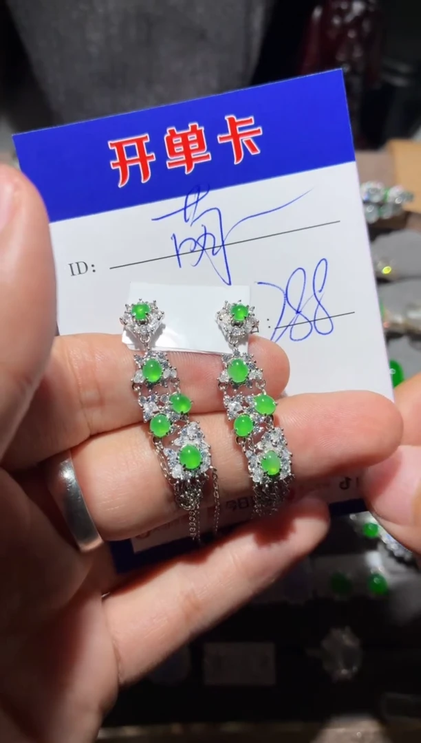 翡翠银S925镶嵌耳饰萌*鹿 萌芽鹿 萌芽鹿