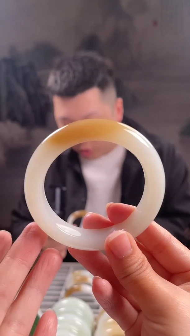 未镶嵌手镯和田玉57圈口639