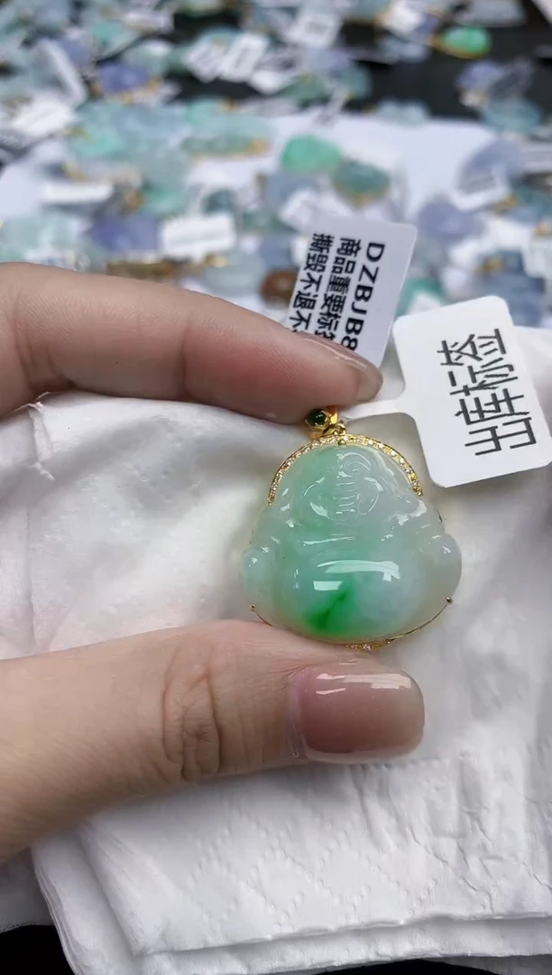 【闪购商品】翡翠颈饰18K金镶嵌天然缅甸翡翠A货