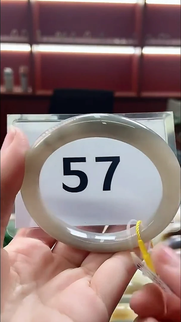 定制和田玉和田玉手镯