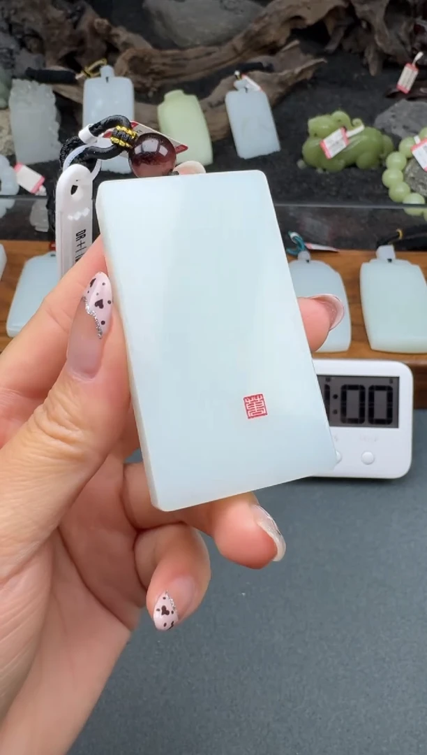 颈饰未镶嵌和田玉3