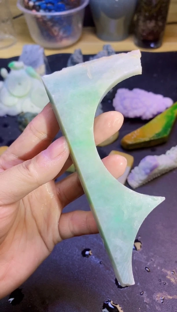 翡翠未镶嵌颈饰天然翡翠116