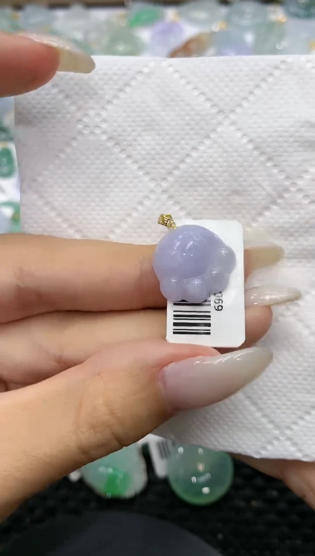 颈饰18K金镶嵌翡翠111111111111