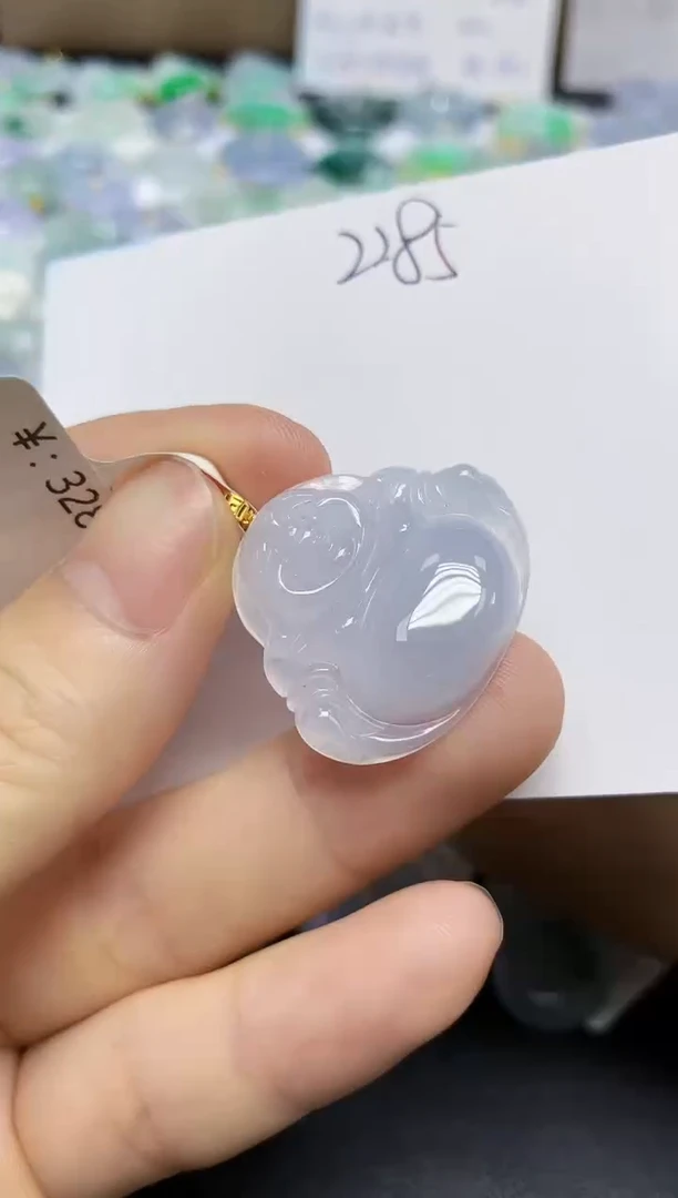 翡翠18K金镶嵌颈饰天然缅甸翡翠A货