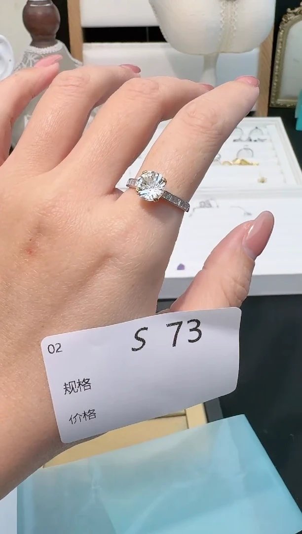 【闪购商品】水晶戒指银S925镶嵌多样性发一S73