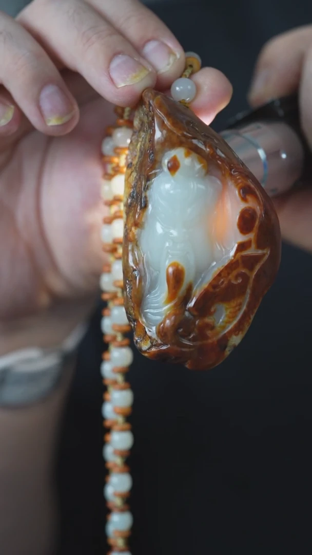 颈饰未镶嵌和田玉关公