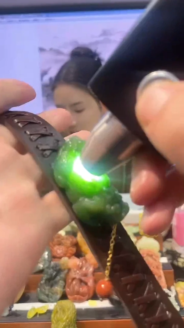 【闪购商品】和田玉手牌未镶嵌·多样性发货*拍一发一