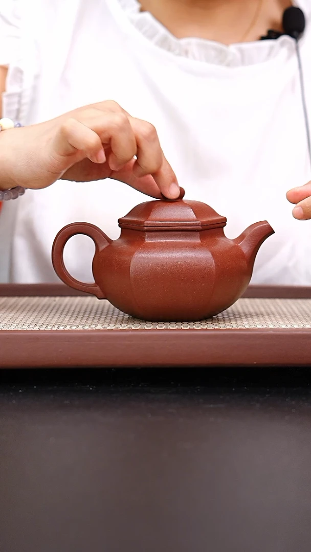 茶壶紫砂红皮龙六方仿古400cc何家成