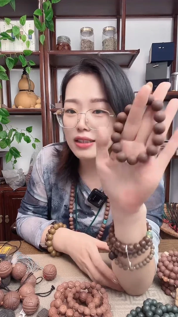 泥塑丑龙涎的手串