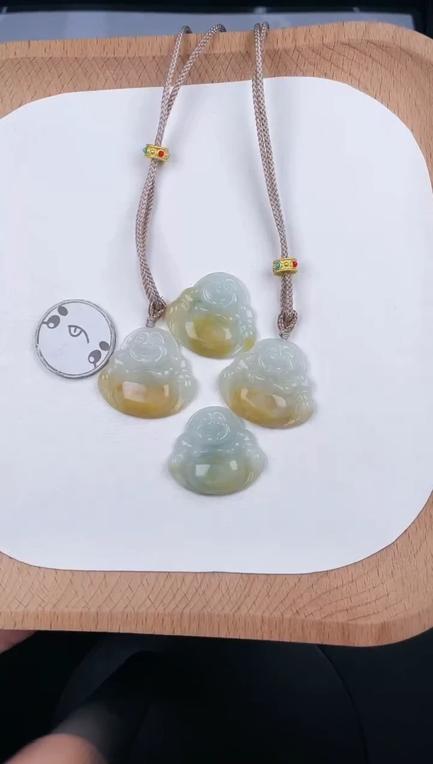 翡翠未镶嵌颈饰LA010翡翠肚里藏金小佛(多样性发其一)