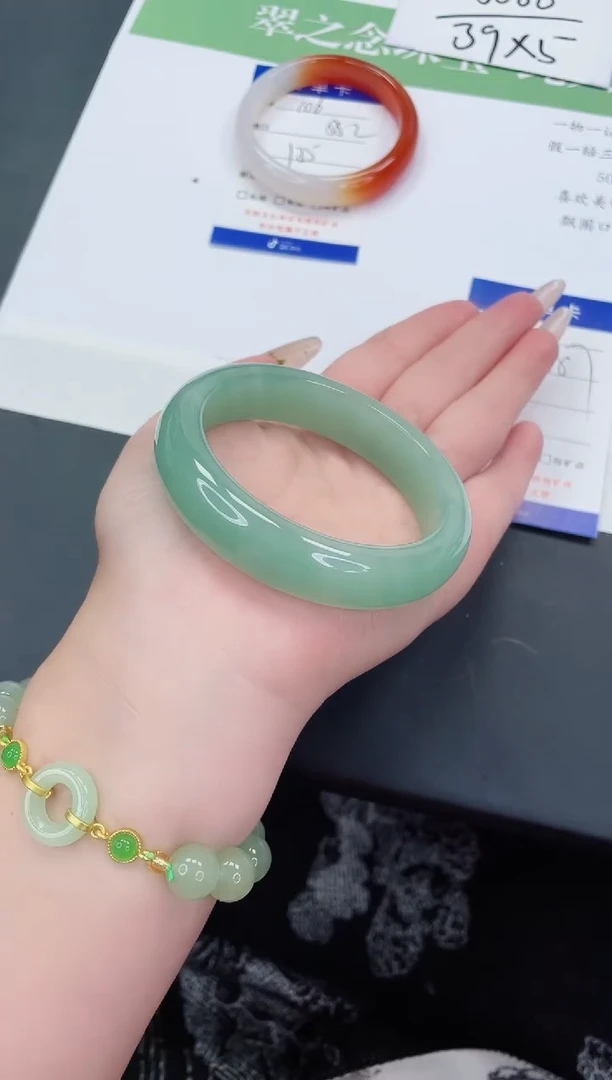 【闪购商品】石英质玉未镶嵌手镯D109-58+