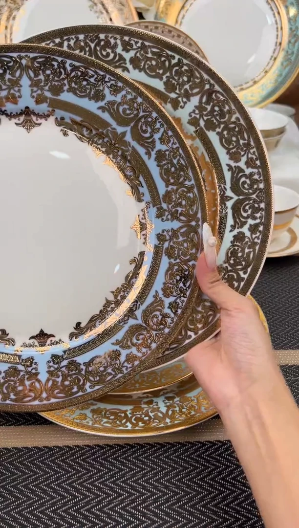 瓷片夏****～10.5寸平盘2个一单微瑕