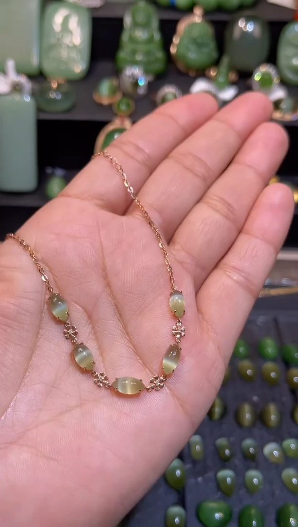 【闪购商品】和田玉碧玉猫眼手链18K金镶嵌多样性发一