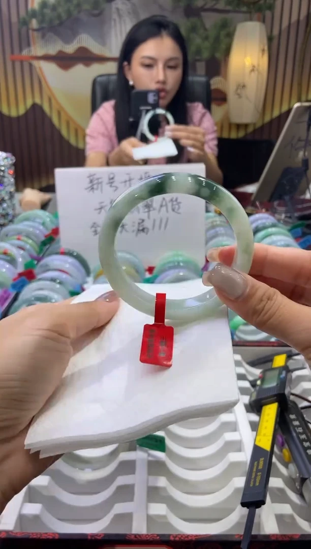 未镶嵌手镯翡翠00004599