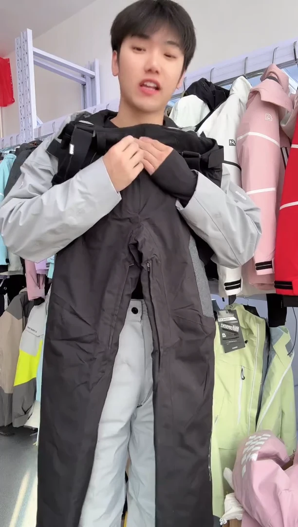 聚酯纤维默认微瑕：f3  l码 背带裤