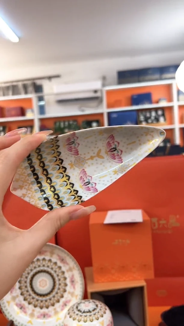 瓷片小乔闪电购链接