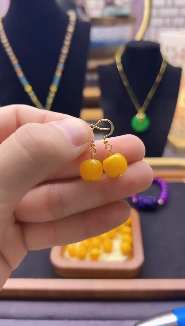 【闪购商品】蜜蜡耳饰14K金镶嵌E01