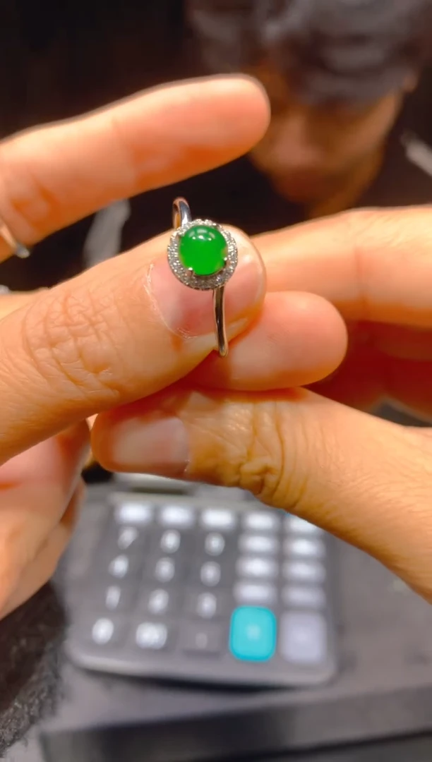 【闪购商品】定制翡翠未镶嵌64多样性发货（发其一）