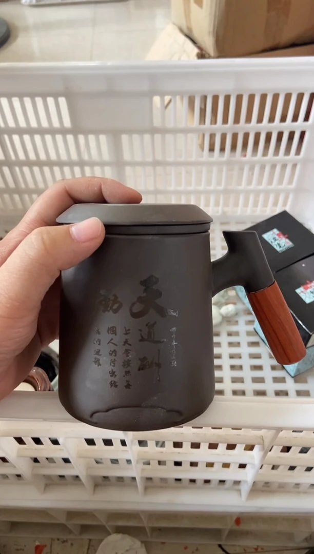 摆件摄影的产品有使用过的痕迹有点脏介意勿拍