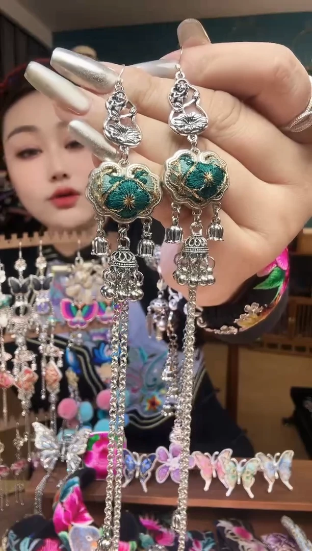 刺绣纯手工民族风刺绣耳环