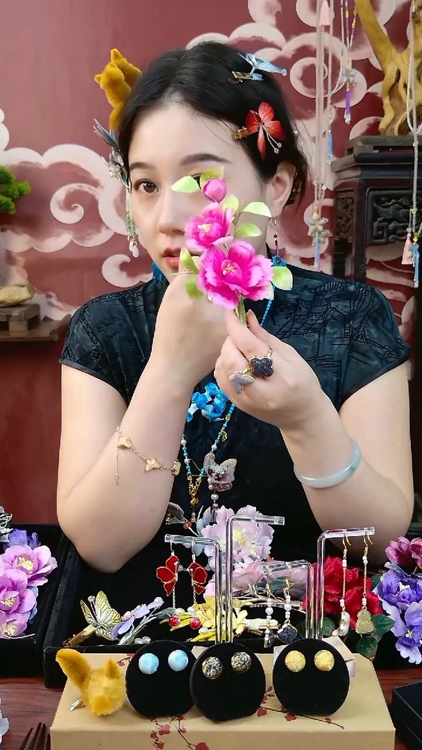 刺绣纯手工非遗绒花