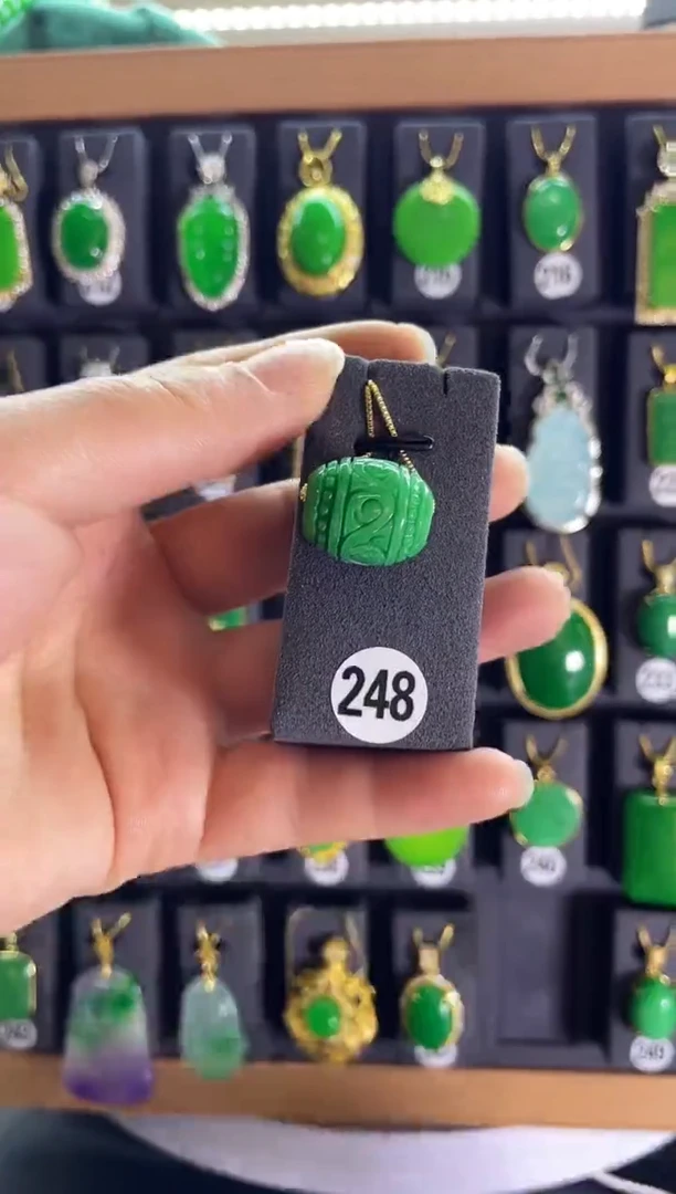 【闪购商品】翡翠耳饰银S925镶嵌新248