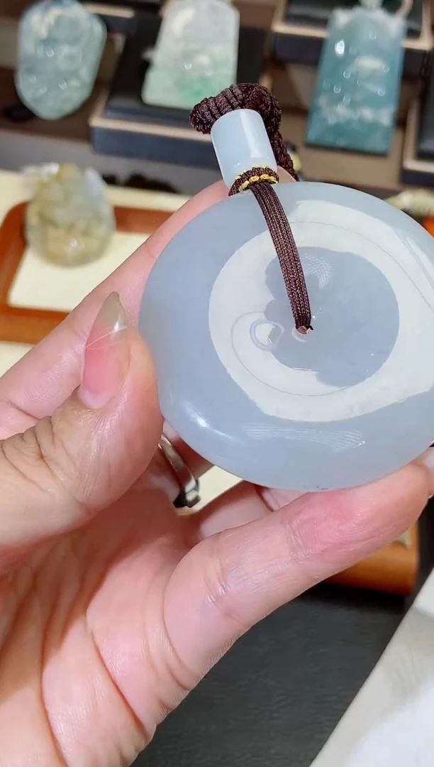 颈饰未镶嵌翡翠缅甸天然翡翠