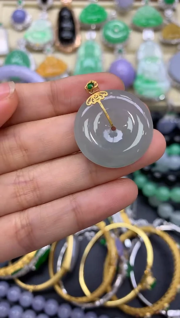 翡翠18K金镶嵌颈饰184-中国好珍宝