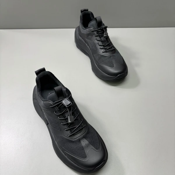 男鞋春季新款休闲鞋百搭运动户外低帮轻便舒适潮男士时尚男款