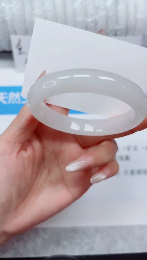 未镶嵌手镯石英质玉215-56